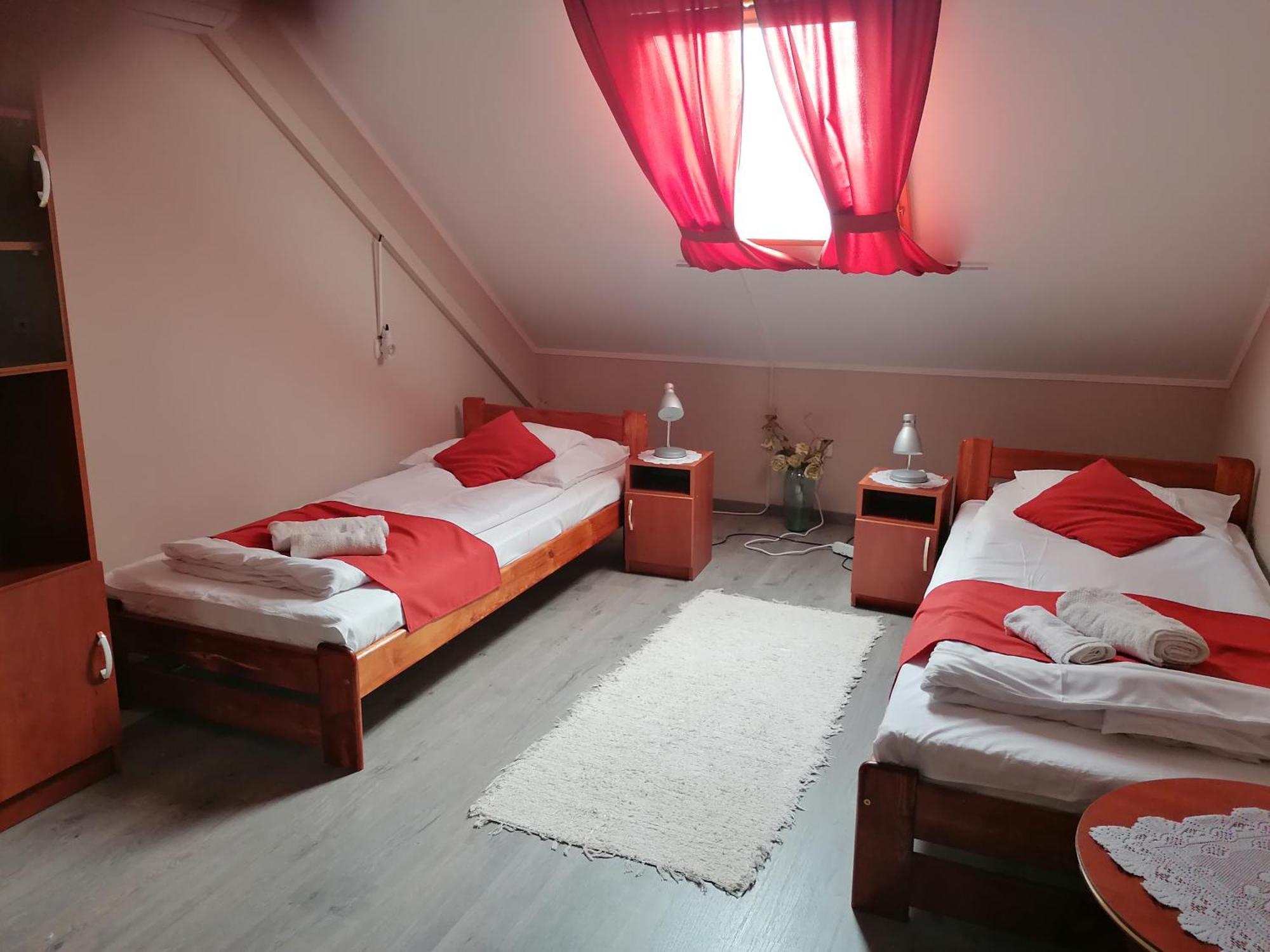 Hotel Iglodi Panzio Kunszentmárton Exteriér fotografie